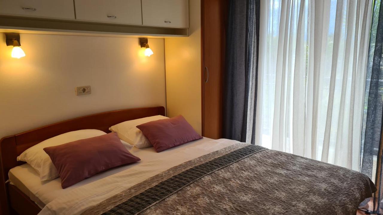 Villa Amalia Apartment 2 Malinska Ngoại thất bức ảnh